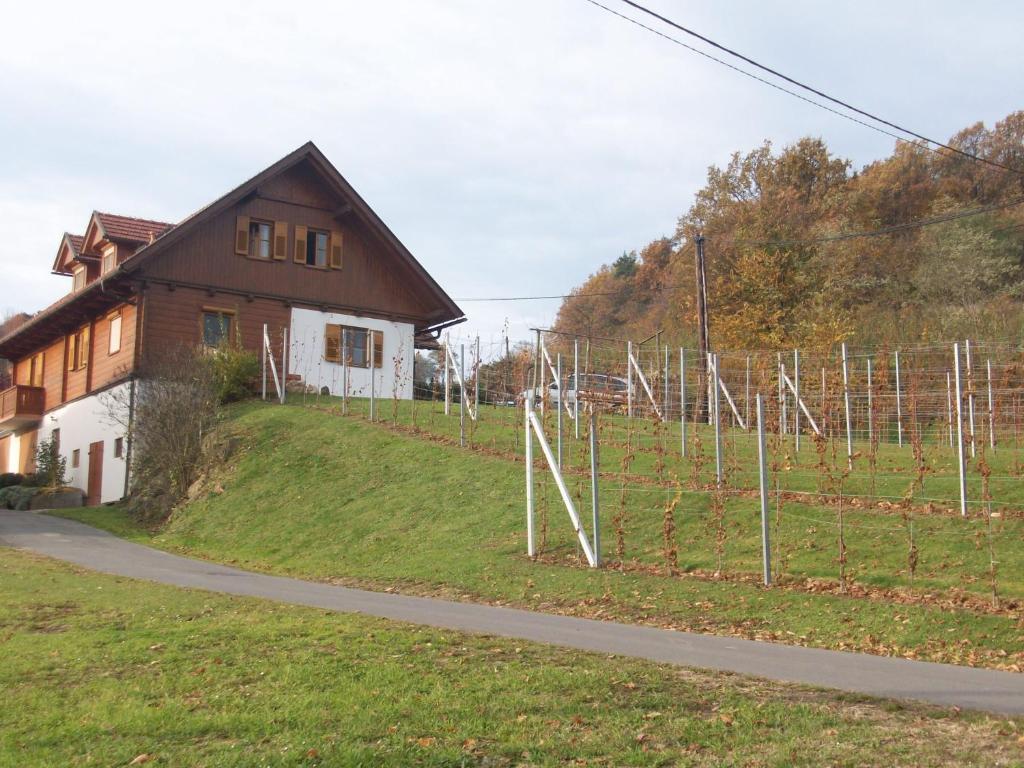 Weinhof Radl Privatunterkunft *
